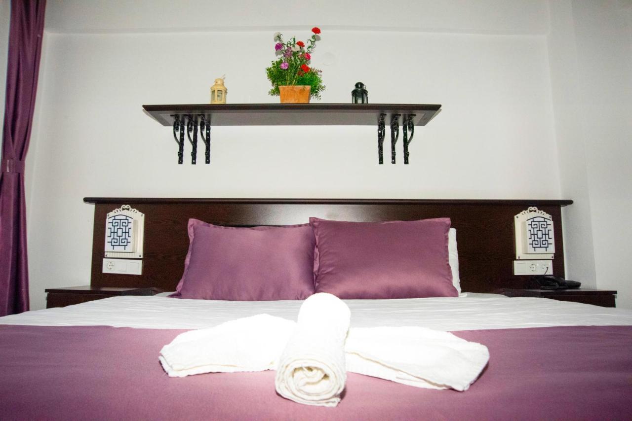 Yeni Bademli Konuk Evi İmroz Kültér fotó