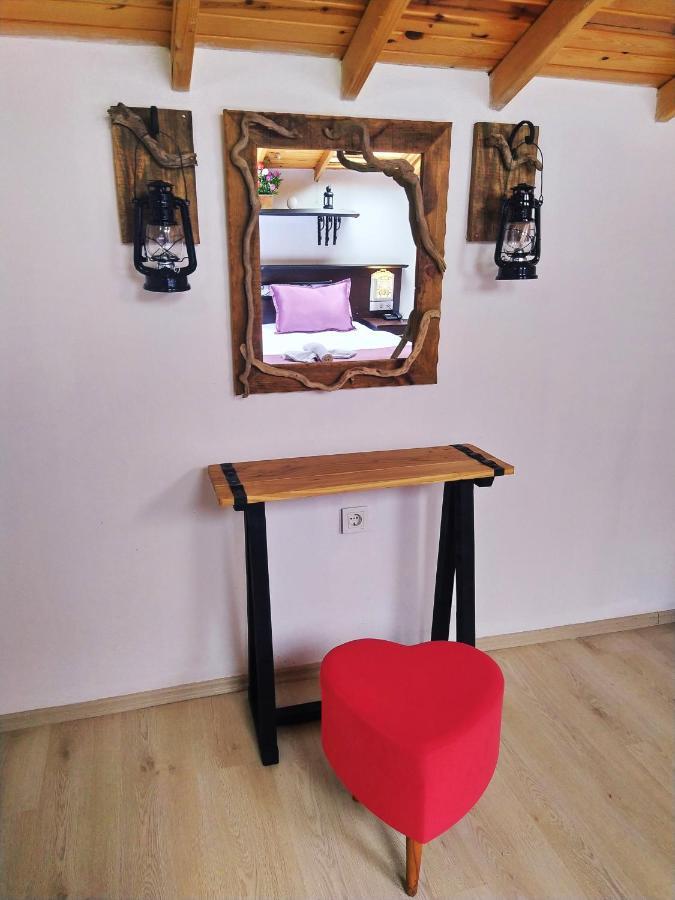 Yeni Bademli Konuk Evi İmroz Kültér fotó