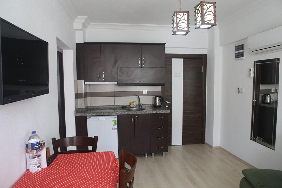 Yeni Bademli Konuk Evi İmroz Kültér fotó