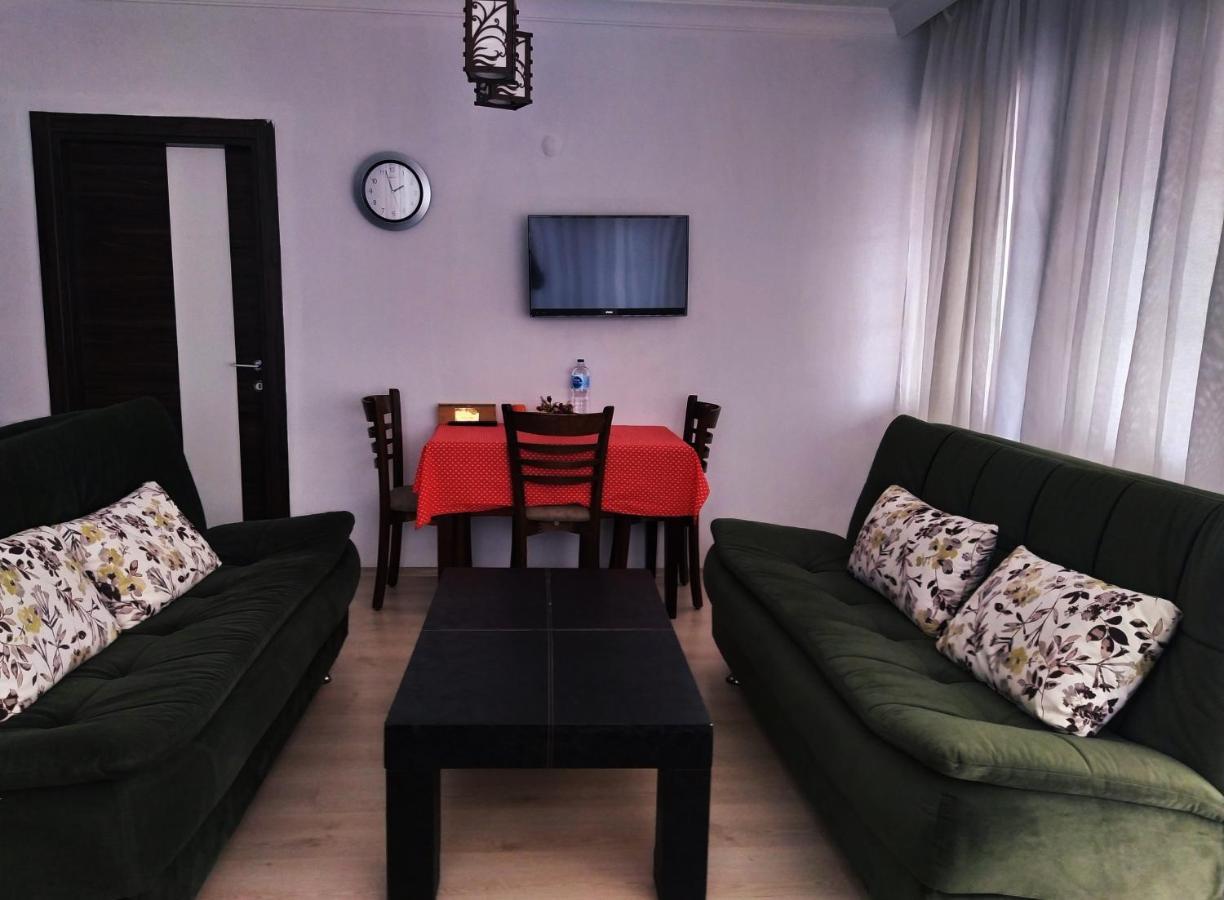 Yeni Bademli Konuk Evi İmroz Kültér fotó